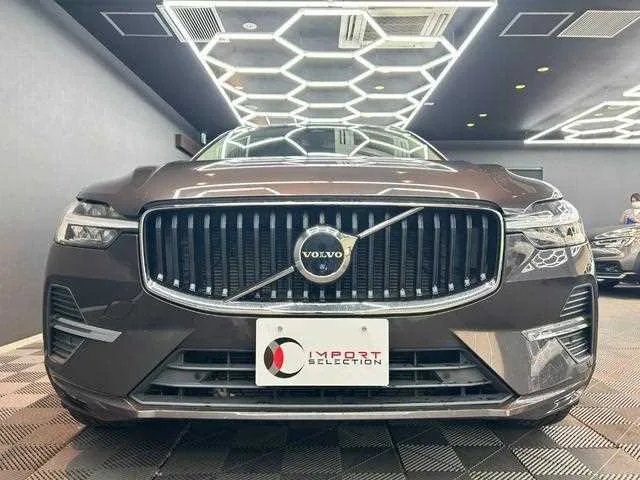Volvo XC60 2022 — миниатюра 5