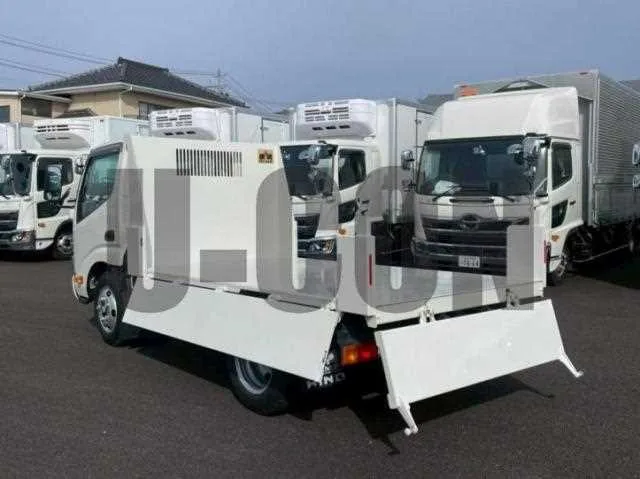 Hino Dutro 2024 — миниатюра 4