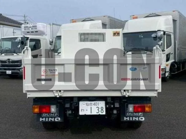 Hino Dutro 2024 — миниатюра 5