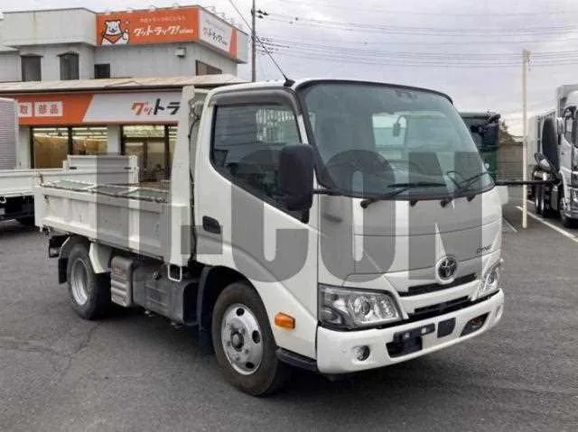 Toyota Dyna Truck 2023 — миниатюра 2