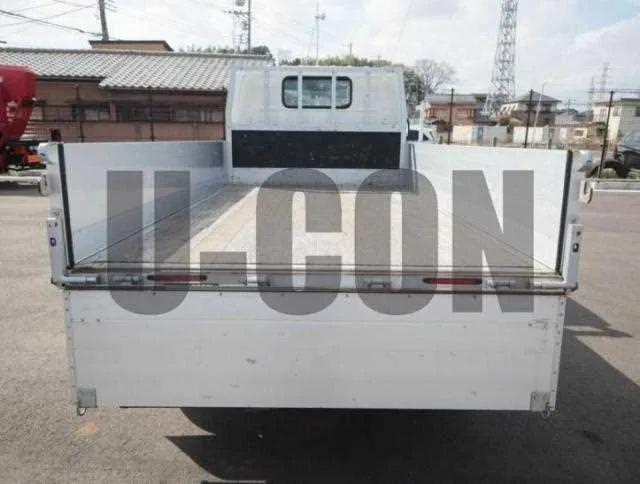 Hino Dutro 2022 — миниатюра 3