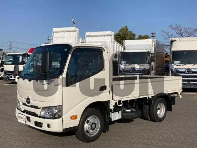 Hino Dutro 2025 — фото 1, купить с доставкой в Москву