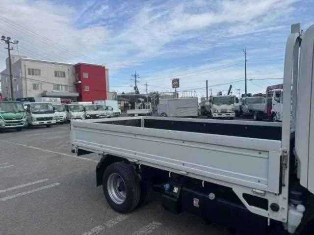 Isuzu Elf Truck 2024 — миниатюра 3