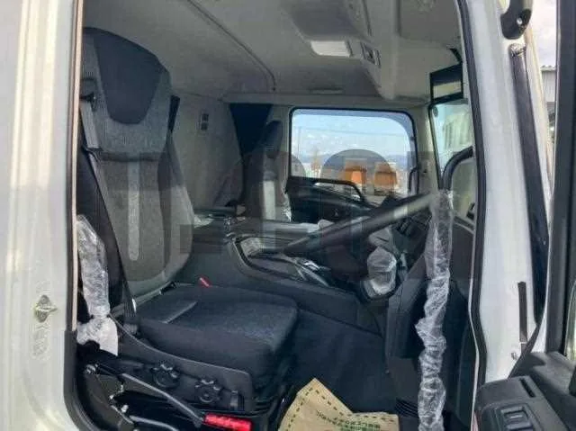 Mitsubishi Fuso Super Great 2025 — миниатюра 3