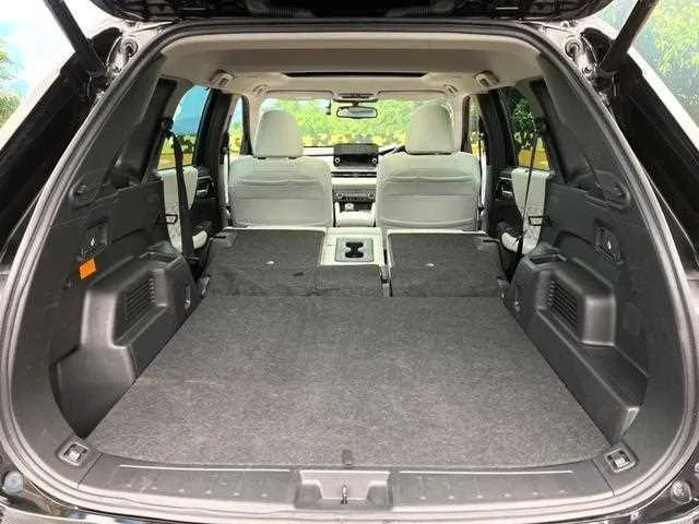 Mitsubishi Outlander 2022 — миниатюра 4