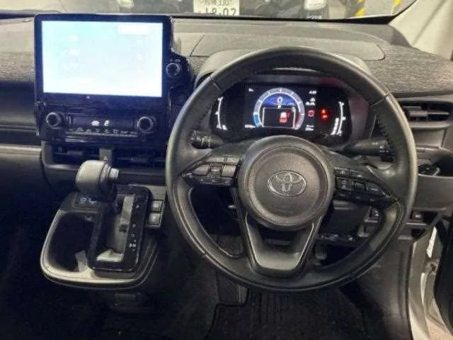 Toyota Sienta 2022 — миниатюра 3