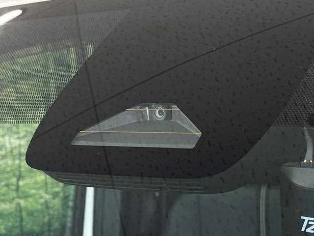 Toyota Noah 2023 — миниатюра 3