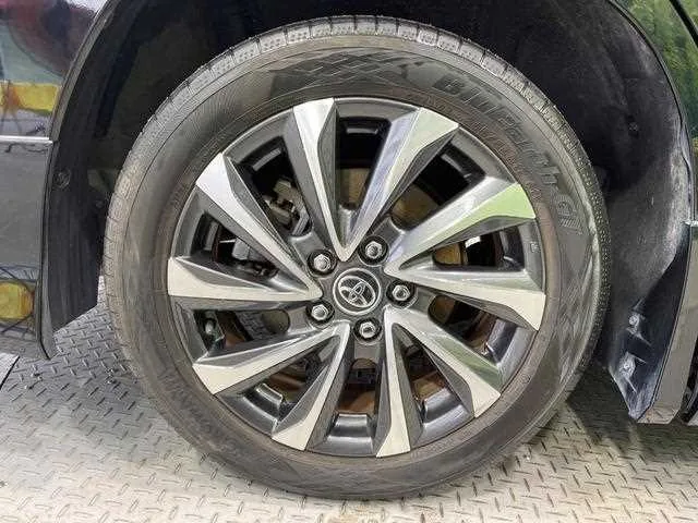 Toyota Voxy 2022 — миниатюра 4