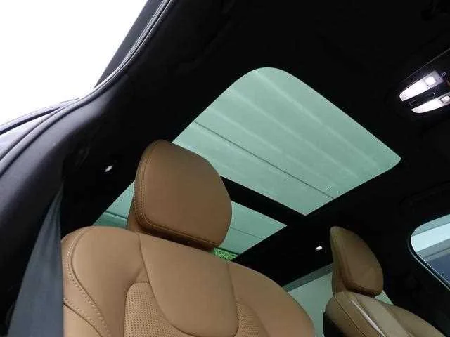 Volvo V60 2025 — миниатюра 5