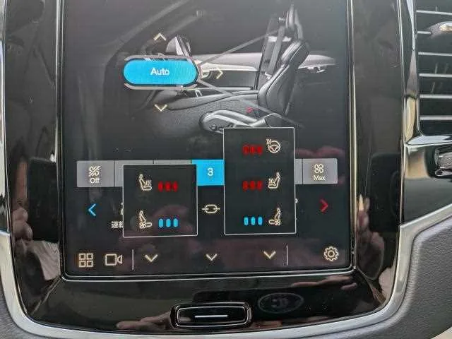 Volvo XC90 2024 — миниатюра 3