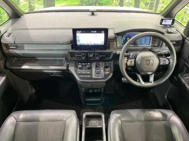 Honda Step WGN 2024 — миниатюра 2
