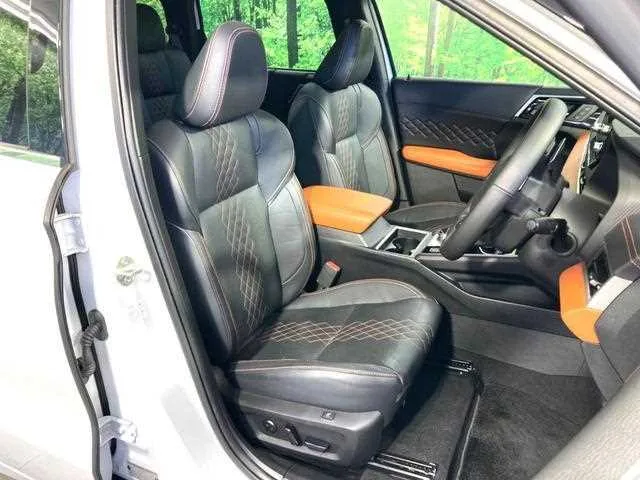 Mitsubishi Outlander 2022 — миниатюра 5