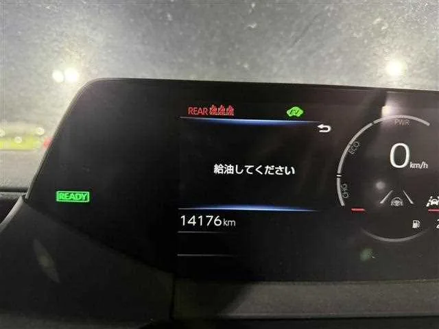 Toyota Prius 2023 — миниатюра 2