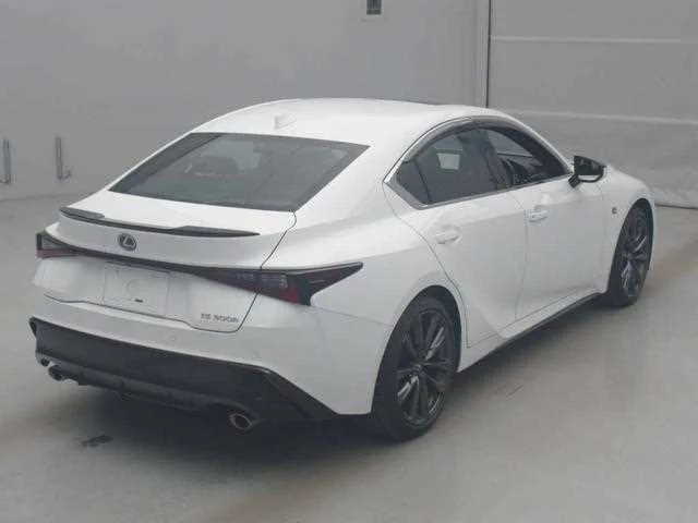 Lexus IS 2023 — миниатюра 2