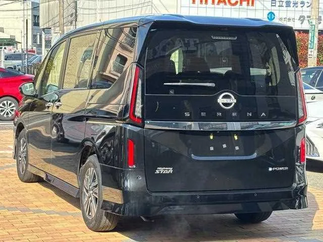 Nissan Serena 2024 — миниатюра 2