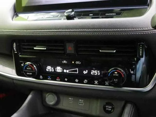 Nissan X-Trail 2022 — миниатюра 3