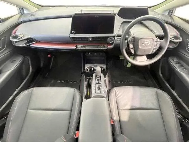 Toyota Prius 2023 — миниатюра 2