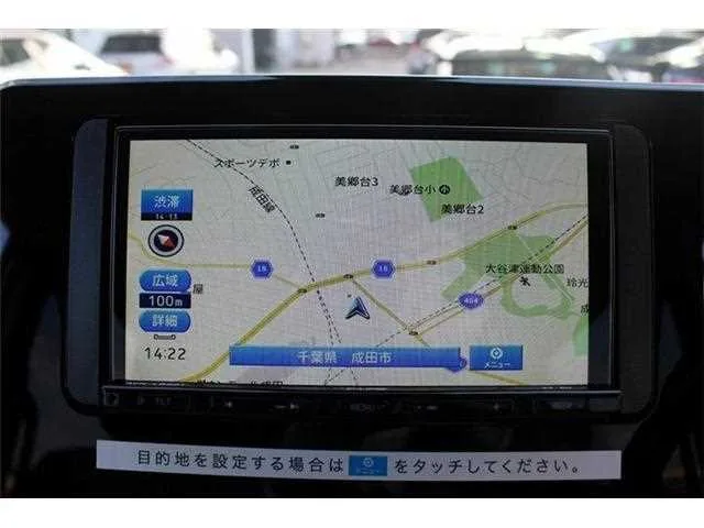 Toyota Noah 2022 — миниатюра 2