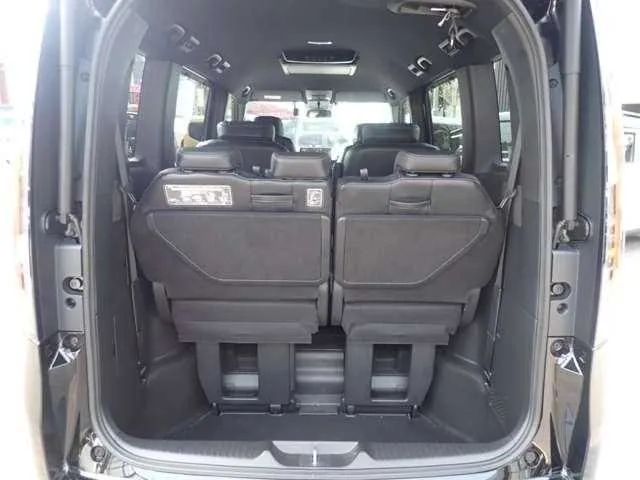 Honda Step WGN 2024 — миниатюра 2