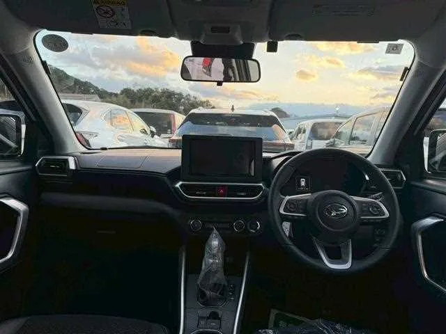 Daihatsu Rocky 2024 — миниатюра 2