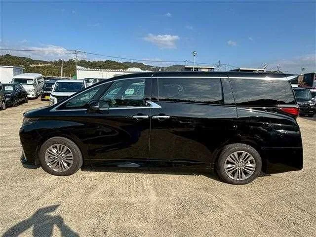Toyota Alphard Hybrid 2024 — миниатюра 4