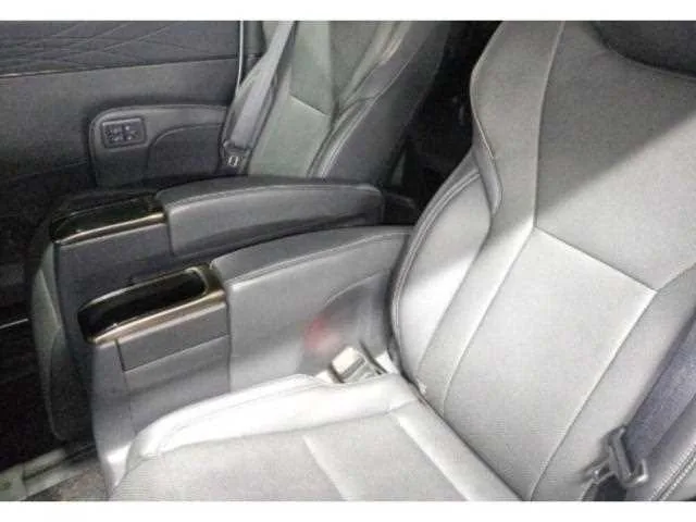 Toyota Alphard G 2024 — миниатюра 3