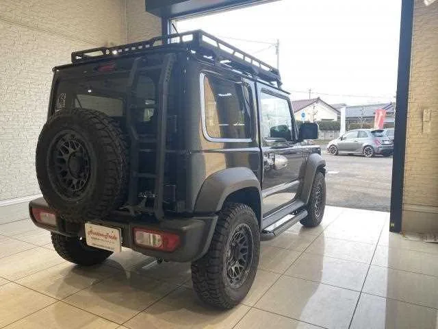 Suzuki Jimny Sierra 2023 — миниатюра 2