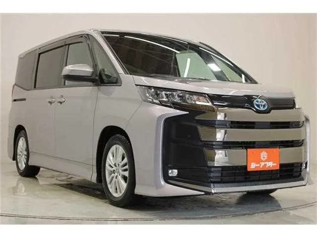 Toyota Noah 2023 — миниатюра 3
