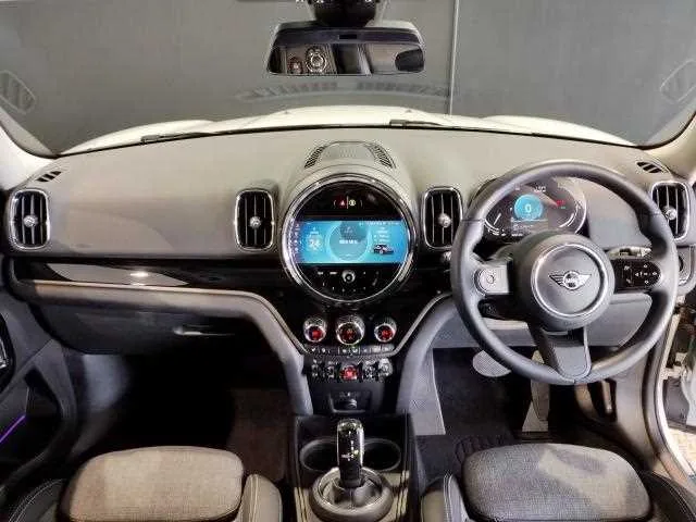 BMW MINI 2022 — миниатюра 2