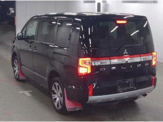 Mitsubishi Delica D:5 2023 — миниатюра 5