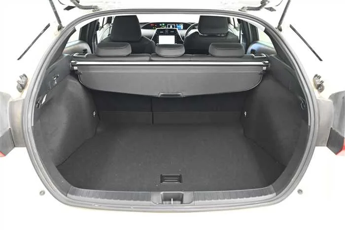 Toyota Prius S SAFTY PLUS II 2022 — миниатюра 4