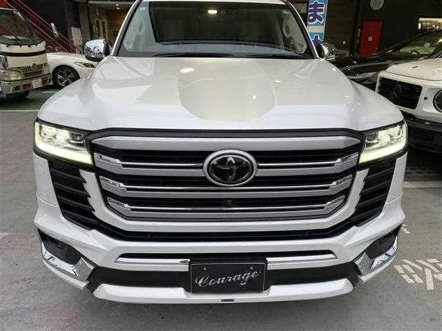 Toyota Land Cruiser 2024 — миниатюра 2