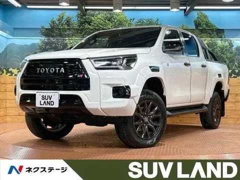 Toyota Hilux 2023 buy in Moscow