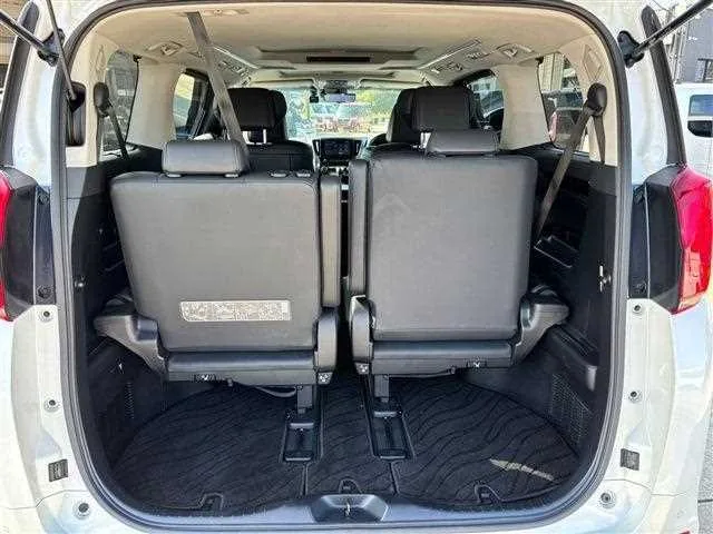 Toyota Alphard G 2023 — миниатюра 3