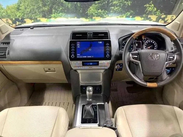 Toyota Land Cruiser Prado 2023 — миниатюра 2