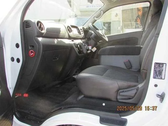 Nissan Nissan Others 2023 — миниатюра 3