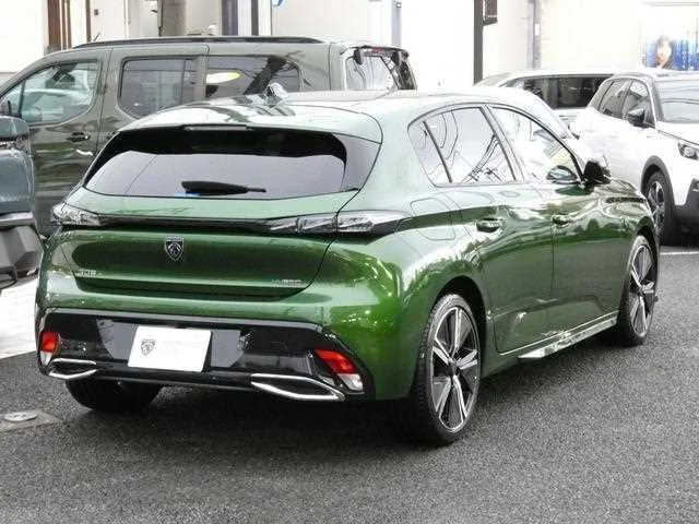 Peugeot 308 2025 — миниатюра 2