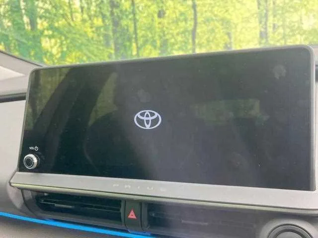 Toyota Prius 2025 — миниатюра 4