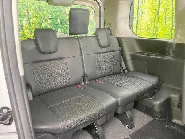 Nissan Serena 2023 — миниатюра 4