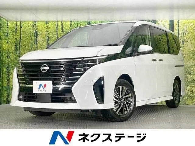 Nissan Serena 2023 — фото 1, купить с доставкой в Москву