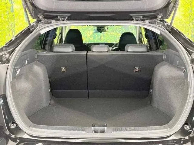 Toyota Prius 2022 — миниатюра 4