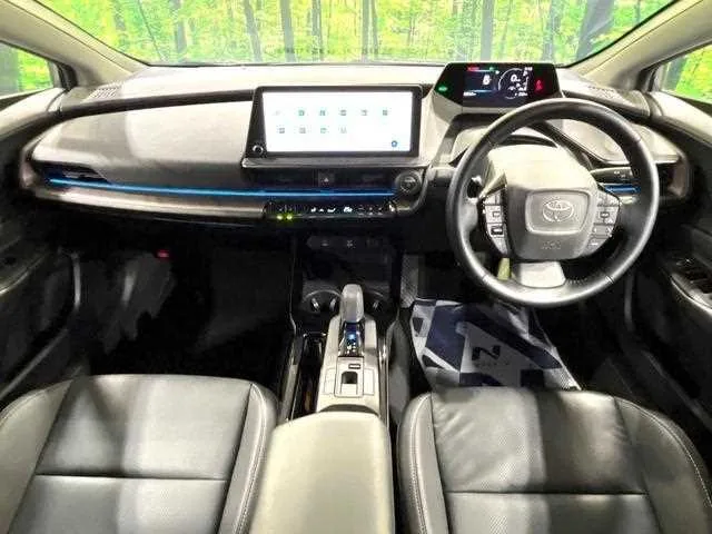 Toyota Prius 2024 — миниатюра 2