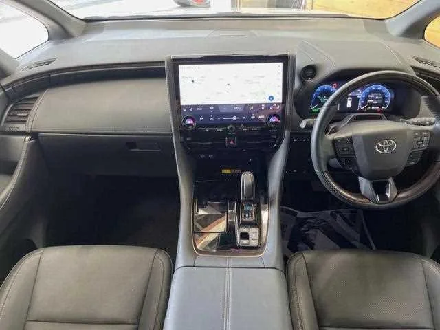 Toyota Alphard Hybrid 2023 — миниатюра 2