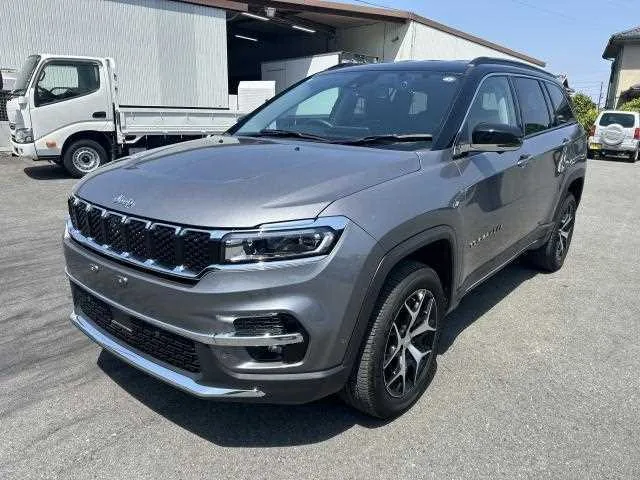 Jeep Commander 2023 — фото 1, купить с доставкой в Москву