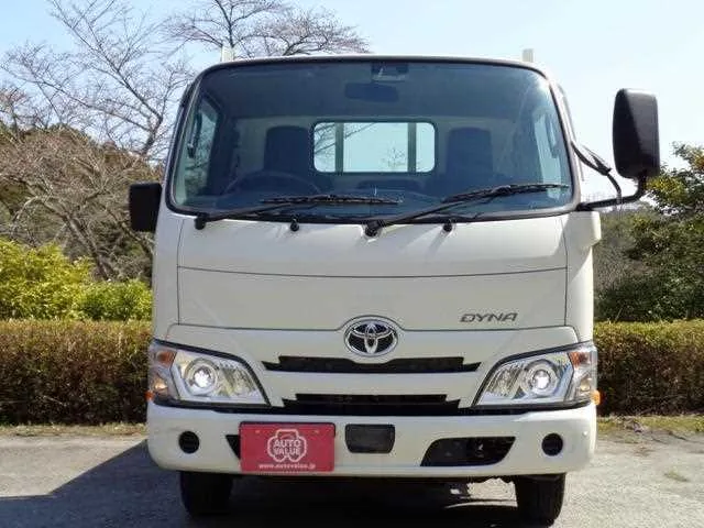 Toyota Dyna Truck 2022 — миниатюра 2