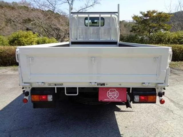 Toyota Dyna Truck 2022 — миниатюра 4