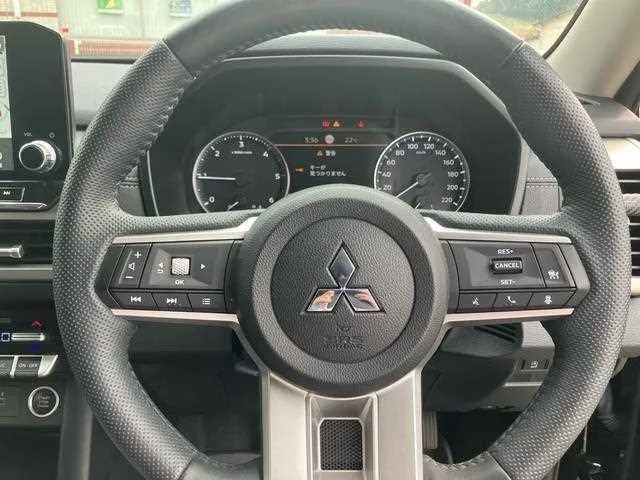 Mitsubishi Triton 2024 — миниатюра 4