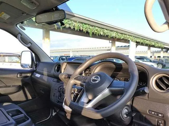 Nissan Nissan Others 2023 — миниатюра 4