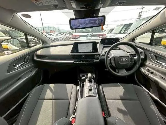Toyota Prius 2024 — миниатюра 3