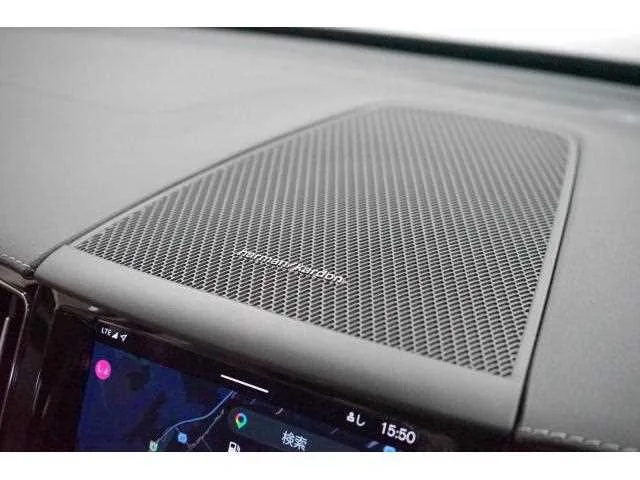 Volvo XC60 2022 — миниатюра 4